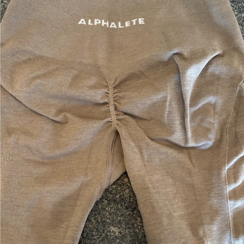 Alphalete Amplify Contour